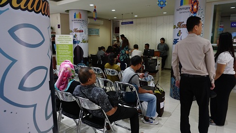 https://images-residence.summarecon.com/images/gallery/article/10092/serah terima amanda btari 2018 1.jpg